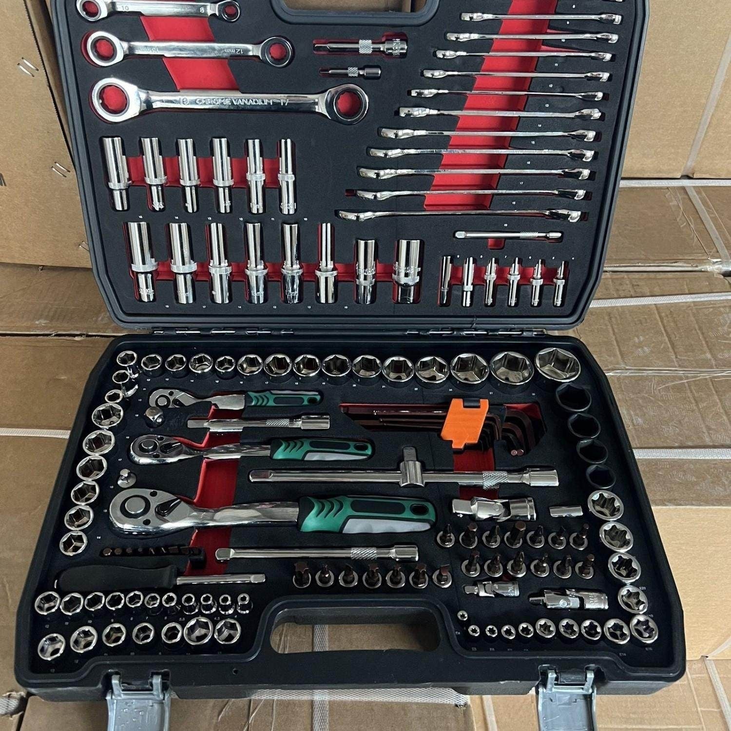 Professional 150-Piece Socket Wrench Set with Toolbox